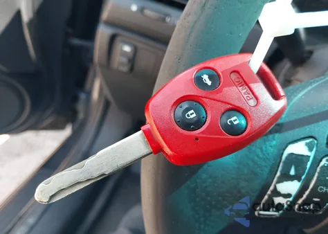 2005 Honda Accord 2.4 Ex из США, поврежденный, VIN 1HGCM72725A016921